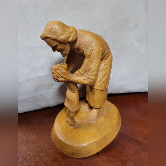 St Joseph With Child Handcrafted Wooden Sculpture - Picture 1 of 6